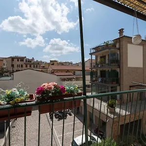 Classic Style In Center Italie